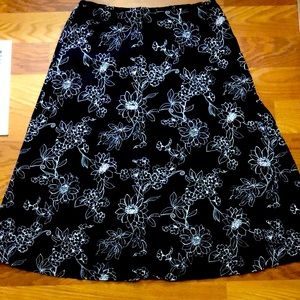 Sag harbor circle skirt